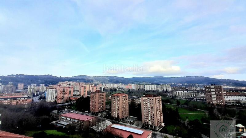 Foto f282761a-cce6-4d3a-a3e2-5f40b64c41d3. Ático atico en Santutxu-Basarrate Bilbao