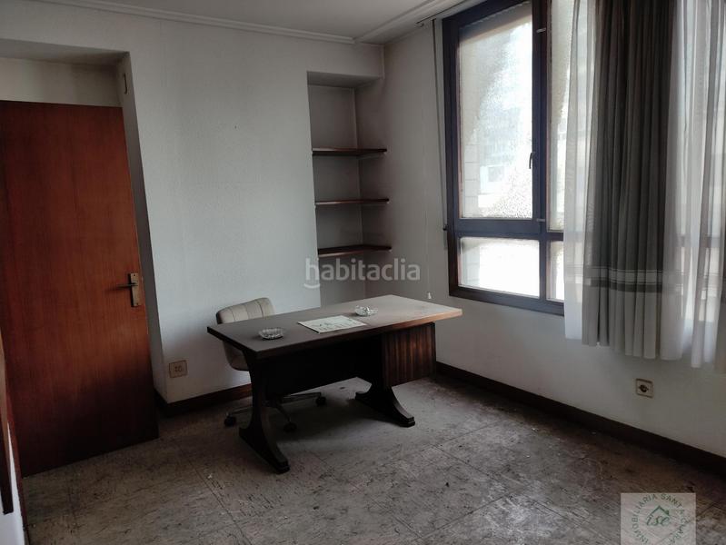 Foto c4bd8c7a-8650-4cb8-ad4e-3f701df9523a. Miete büro in Santutxu-Basarrate Bilbao