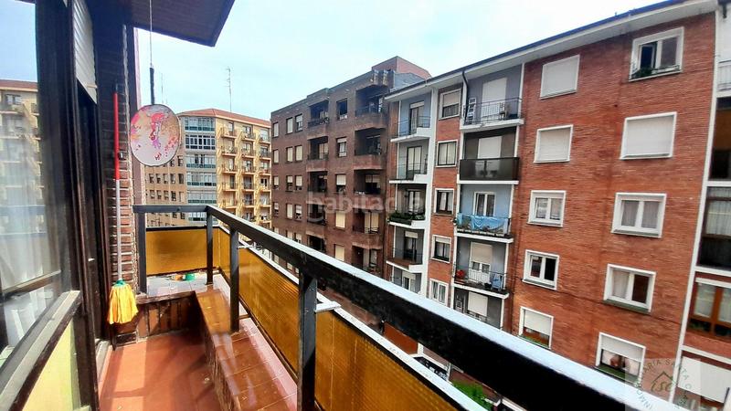 Foto 2d1e48d0-0522-43ff-bf4b-121d2acb0027. Piso  en Santutxu-Basarrate Bilbao