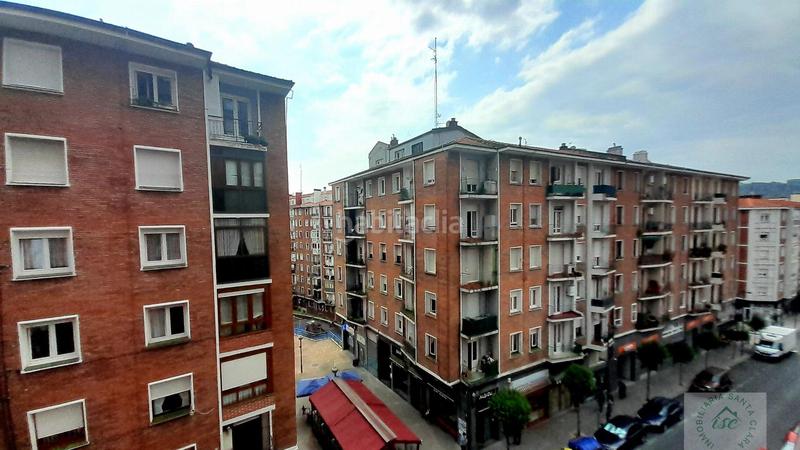 Foto 8249559a-8e12-44af-a07e-b0d43f4be06d. Piso  en Santutxu-Basarrate Bilbao