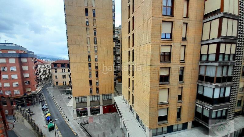 Foto d10fac53-0b17-4ec3-9309-cff80f98c29a. Piso  en Solokoetxe Bilbao