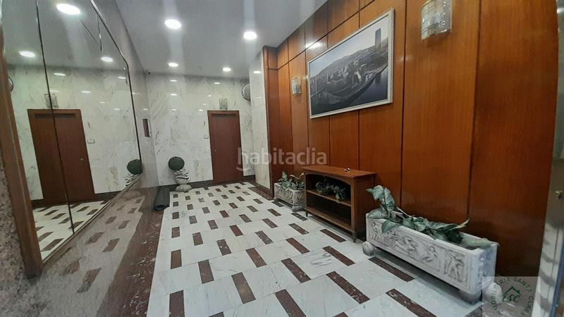 Foto e0f09023-6afc-4013-a0bf-f2b3fdaa9cf9. Etagenwohnung mit heizung in Santutxu-Basarrate Bilbao