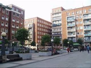Local commercial à San Pedro de Deusto - La Ribera. Deusto prox. plaza san pedro,  900m2 local casi todo en planta b