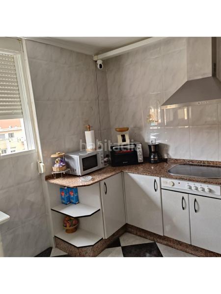 Foto 42692c6f-cea7-46ee-8576-41c0a86d4668. Piso se vende piso en cadiz , zona barriada de la paz en Cádiz