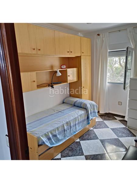 Foto 957cb408-c86b-451a-93c7-2330f4eb31ad. Piso se vende piso en cadiz , zona barriada de la paz en Cádiz