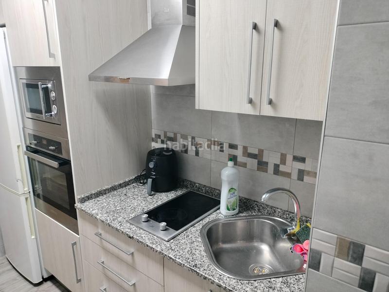 Foto e4bc70c5-5e1b-42a7-ae33-088e92d22897. Piso se vende piso en cadiz , zona playa de la caleta en Cádiz