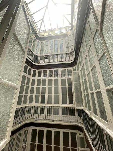 Foto eb1c40c0-39dd-4201-bf03-5a5fc600822b. Piso se vende piso en cadiz zona plaza san agustin en Cádiz