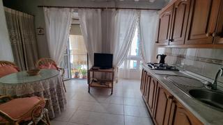 A tre livelli in Centro Histórico. Vivienda unifamiliar  en pleno centro  de cádiz, con una terraza