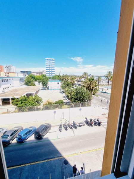 Foto 79acc3ef-f646-40cf-b3d6-ece30edf4d65. Piso amplio piso frontal a la bahía en astilleros - la paz - loreto - el corte inglés Cádiz