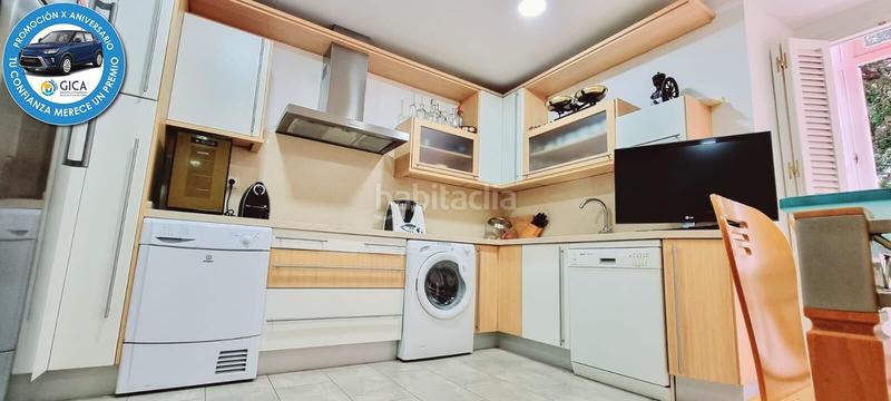 Foto e1c242a1-f0ab-4da6-9c48-c2e34520ab73. Pis a Centro Histórico Cádiz