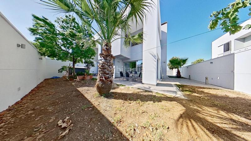 Foto bdcd066e-5ee3-4220-8ecd-f75c2e80eaa7. Haus mit parking in Villanueva Golf Puerto Real