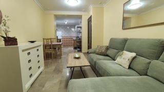 Appartement à Centro Histórico. Junto al ayuntamiento, a diez minutos de la playa de santa maría