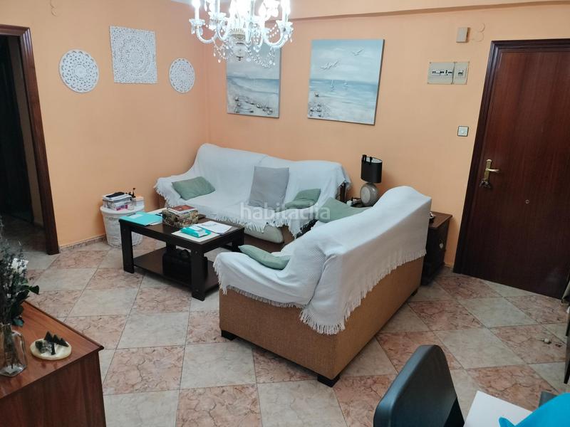 Foto 821d1765-c4ff-4d50-b2d7-dd3b13b5dd19. Alquiler piso se alquila piso en cadiz , zona caleta viña , para temporada escolar en Cádiz