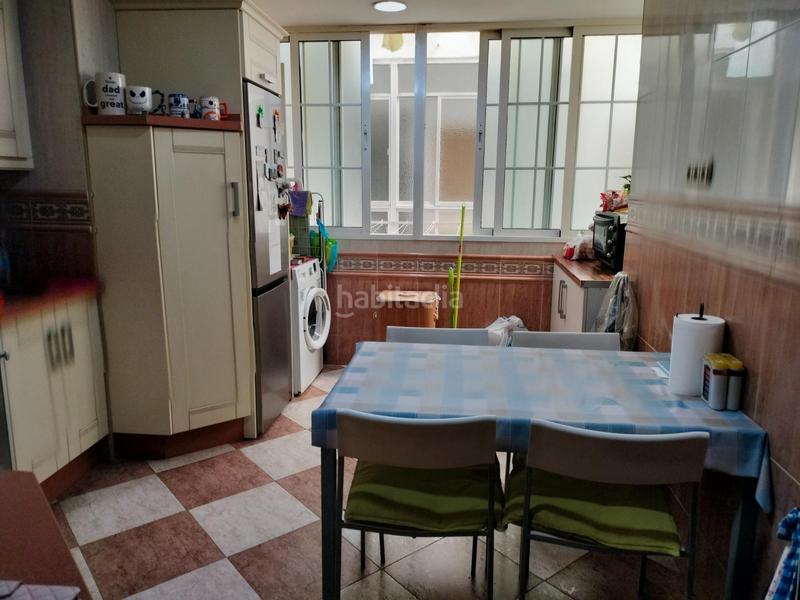 Foto c25a0f70-3f61-4e85-b23d-51c100413fb3. Miete etagenwohnung in La Caleta - La Viña Cádiz