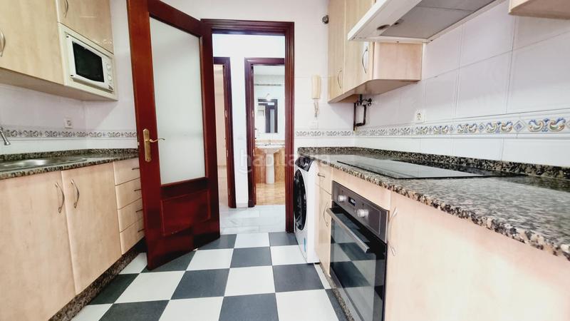 Foto f400f947-c163-45d7-ba03-79b6bb2bfbde. Erdgeschoss in Centro Histórico Cádiz