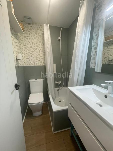 Foto 394b5062-6253-47b3-bf8f-ed4b9f25887b. Piso se vende piso en cadiz , zona garcia carrera zona salesianos en Cádiz