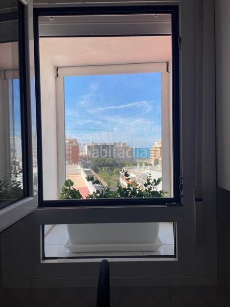 Foto c59dacbf-a736-476a-bf54-cc81fbf1a6bc. Piso se vende piso en cadiz , zona garcia carrera zona salesianos en Cádiz