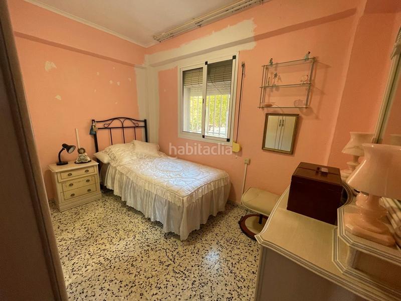 Foto ae41d6f4-37d0-4345-bd01-c71c820f7f98. Pis a astilleros - la paz - loreto - el corte inglés Cádiz