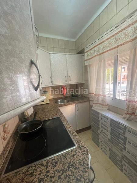 Foto d5115410-2fcc-4a3f-9c55-5eeb0e4c5960. Pis a astilleros - la paz - loreto - el corte inglés Cádiz