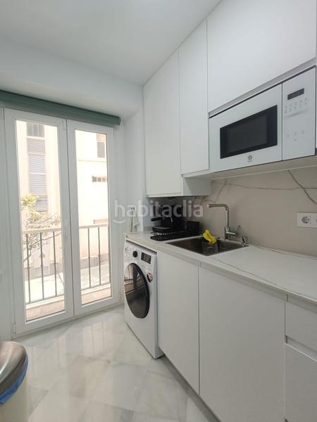 Foto 20f53e74-994e-4df4-884b-ada4cb99e68a. Piso  moderno con ascensor junto al palacio de congresos !!!! en Cádiz