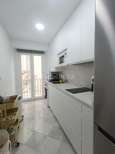 Foto 4af1d16f-174c-4e53-b7fd-4ab6fe42faeb. Piso  moderno con ascensor junto al palacio de congresos !!!! en Cádiz