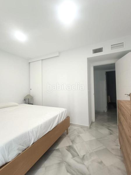 Foto 8e749ffa-6698-4d37-a81d-a96e95512cf8. Piso  moderno con ascensor junto al palacio de congresos !!!! en Cádiz