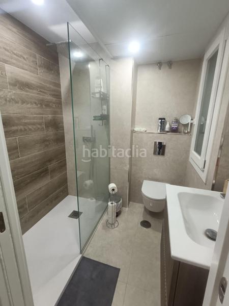 Foto a7a71bcf-fb84-480f-a5a4-456d47a13f0e. Piso  moderno con ascensor junto al palacio de congresos !!!! en Cádiz