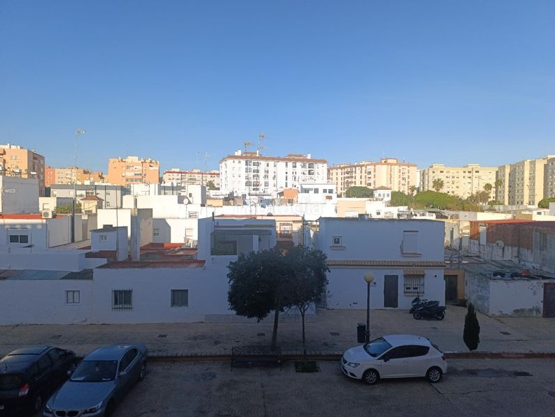 Foto f1f6fb3c-59bb-45cc-ad4b-d74a0d9f3474. Pis amb aparcament a Ronda del Estero San Fernando