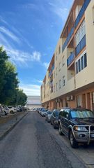 Etagenwohnung in Centro. Se vende piso en puerto real , zona sala barrio