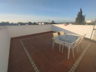 Xalet a La Coquina. Se vende chalet adosado, zona los gallos