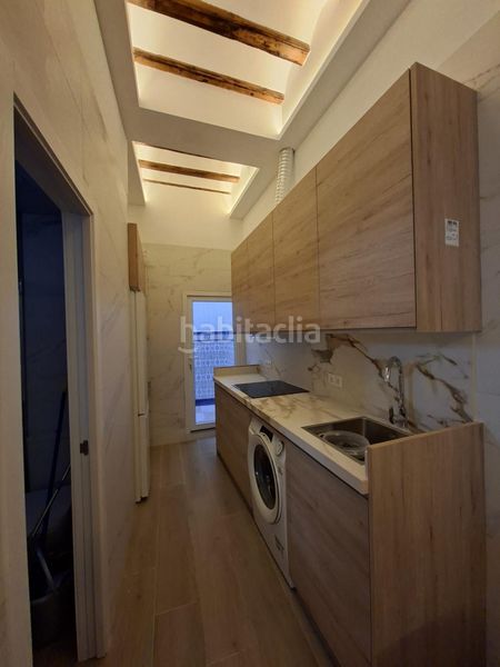 Foto 73231e5b-19e1-4bc3-ada3-ca5253fe4750. Piso se vende piso en cadiz , zona centro en Centro Histórico Cádiz