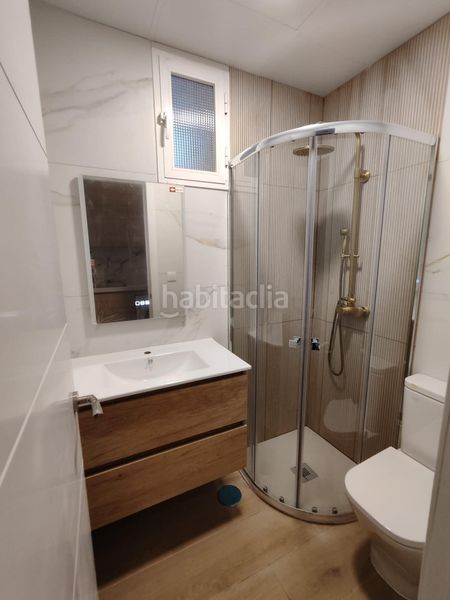 Foto dc395670-0b24-44af-be2f-3af7f161d4d2. Piso se vende piso en cadiz , zona centro en Centro Histórico Cádiz
