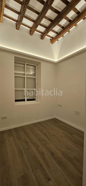 Foto fb4f101d-c3b3-478c-8a1c-15d84b2d9913. Piso se vende piso en cadiz , zona centro en Centro Histórico Cádiz