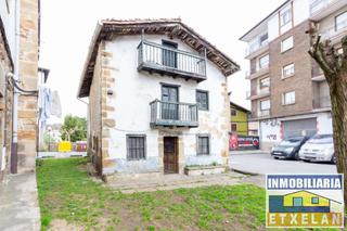 Casa a Abadiño. Casa céntrica a reformar en abadiño