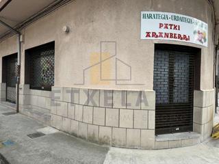 Local Comercial a Elorrio. Se vende local comercial de 70m2 en buena zona de elorrio.