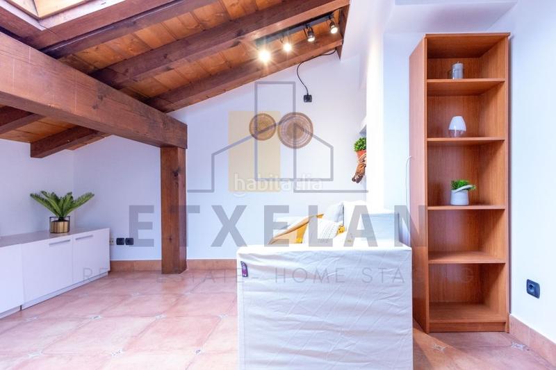 Foto 03eafc59-9cb1-4972-a166-40b10a2d2104. Ático encantador apartamento abuhardillado de 1 dormitorio en el municipio en Elorrio