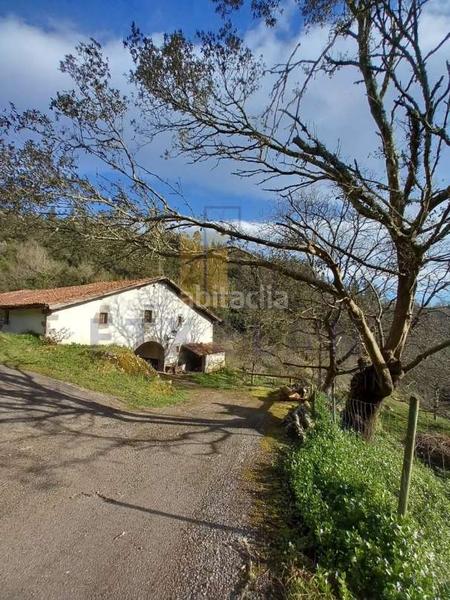 Foto 664177ca-1f10-4458-8f23-68f164ac6fc8. Piso venta de caserío a reformar con amplio terreno en Aulesti