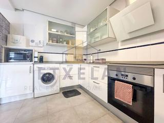 Appartement à Durango. Acogedora vivienda exterior con balcón y mucha luz natural