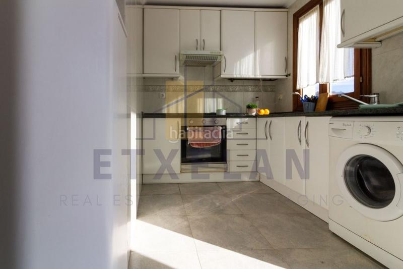 Foto 6ac8c04c-512a-4060-8340-6e0d8a92a039. Flat with heating in Markina - Xemein