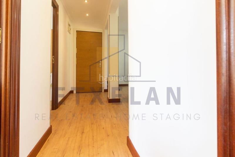 Foto b72cb6e1-7c2f-4475-95b7-3ee20c2df46e. Flat with heating in Markina - Xemein