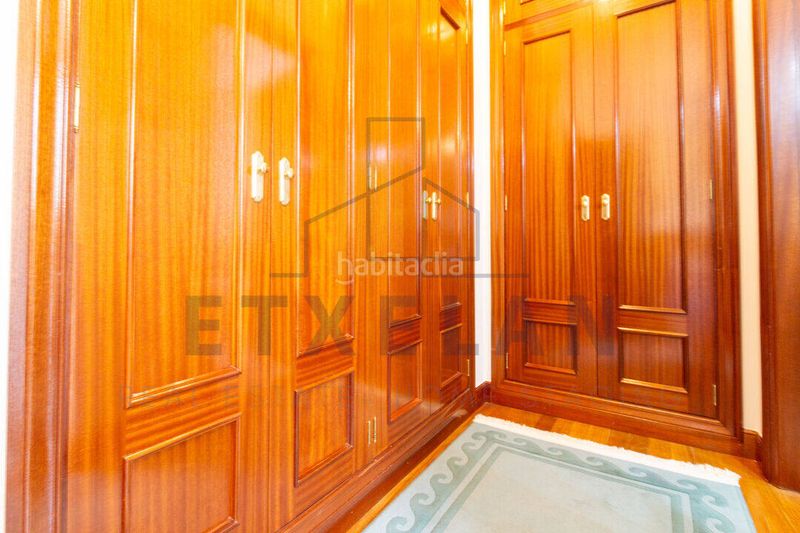 Foto cc75685a-4d8a-401f-b2fe-888e4002c504. Casa amb calefacció aparcament a Igorre