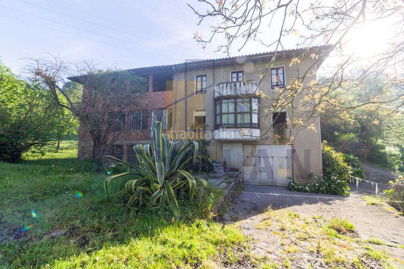 Foto 241e93f0-bd67-4ddb-945f-d03ea2655847. Casale con parcheggio in Berriz