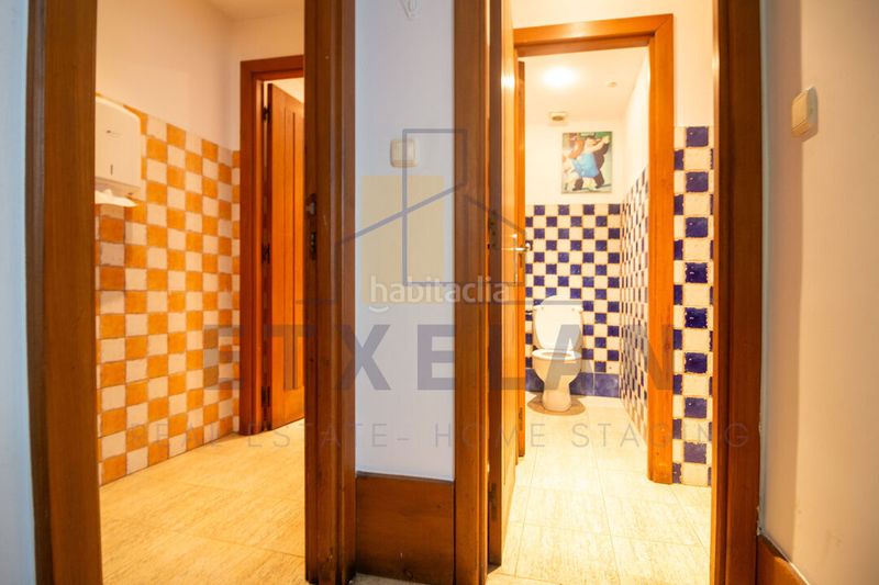 Foto fea66391-a723-41dc-98d2-74b8e83c2485. Local comercial a Ermua