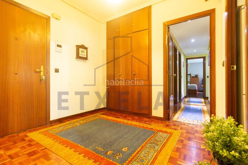 Foto bc478b12-3d93-463c-acd4-725b8eabebca. Flat with heating parking in Berriz