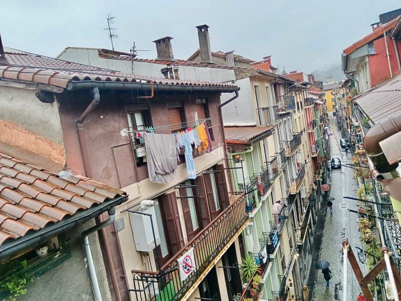 Foto 21702506-ea9e-41c0-bcb9-55a5c4eb2bc1. A tre livelli in Tolosa