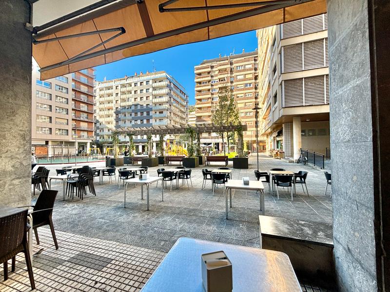 Foto ad1b29f9-6cc2-4480-87be-2852cf94313a. Local comercial en Amara Donostia - San Sebastián