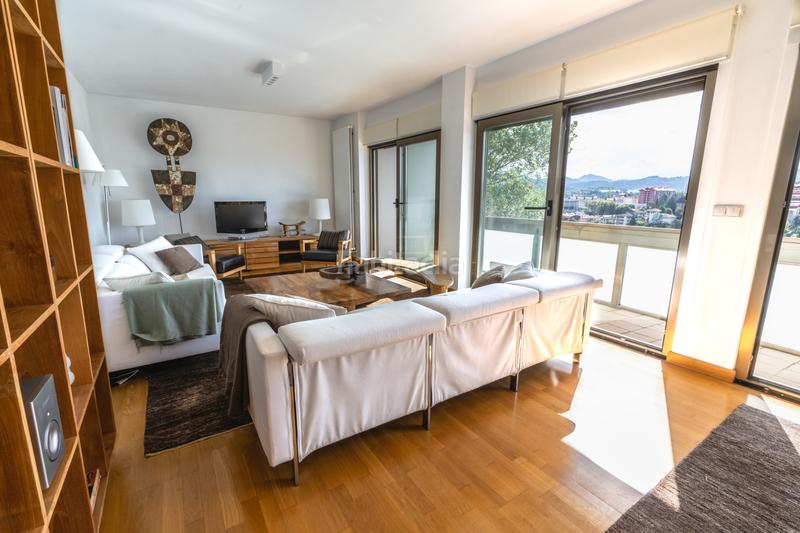 Foto 542d2c5c-d8d1-4695-97d0-cd7bf3dc73d8. Location appartement avec chauffage parking piscine dans Donostia - San Sebastián