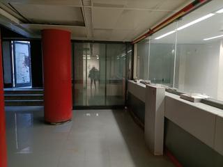 Rent Business premise in Carrer de santiyan 2