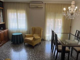 Location Appartement à Carrer de pin i soler 11. Amueblado, zona centro, cerca universidad