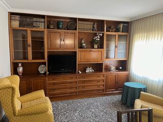 Location Appartement à Carrer de pin i soler 11. Amueblado, zona centro, cerca universidad